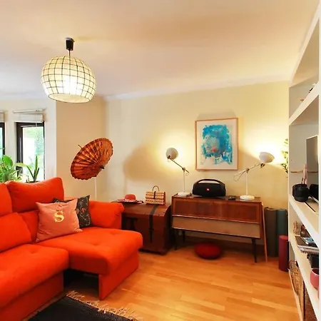 Charming Ideally Located In Lägenhet Lisboa